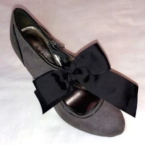 Women's Metaphor Heels with Bow Accent